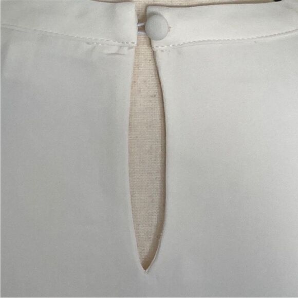 Veronica Beard NWT Laser Cut Top size 6 - Picture 4 of 6